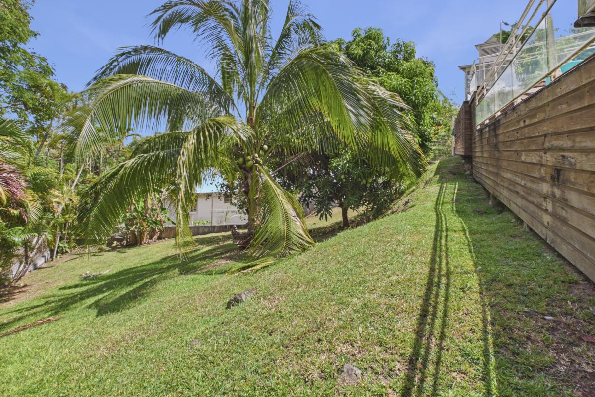 Location martinique  trois ilets 5 chambres - jardin